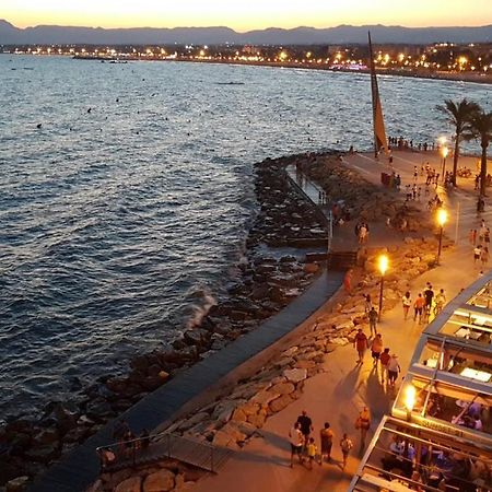 Apartment Center Salou Near Port Aventura ภายนอก รูปภาพ