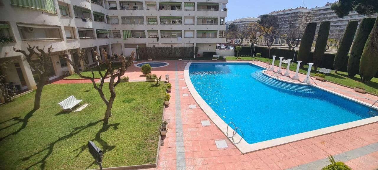 Apartment Center Salou Near Port Aventura ภายนอก รูปภาพ